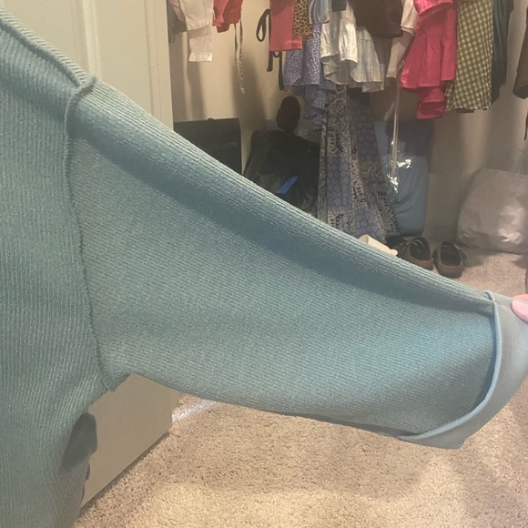 Urban Outfitters Jax Inside Out Notch Neck top - Picture 6 of 6